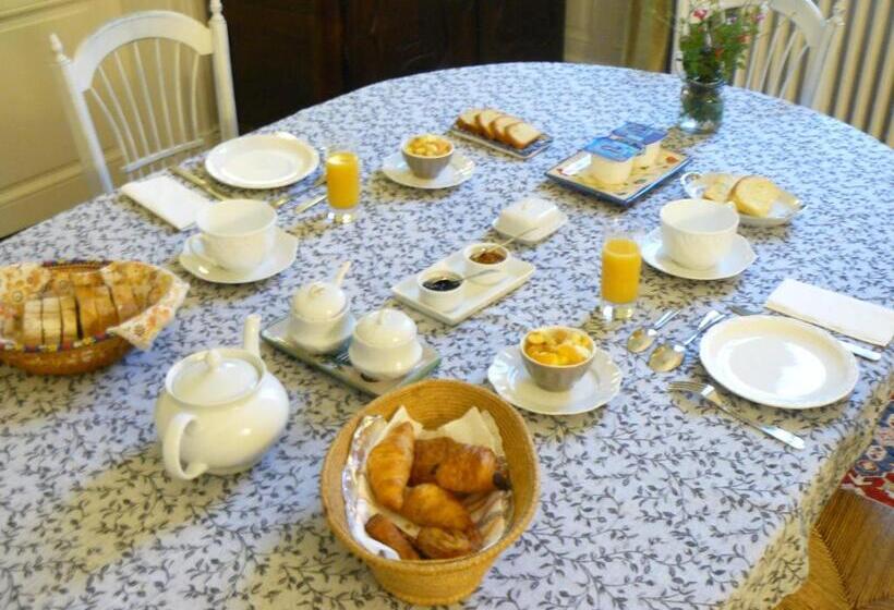 بنسيون La Maison De Saumur