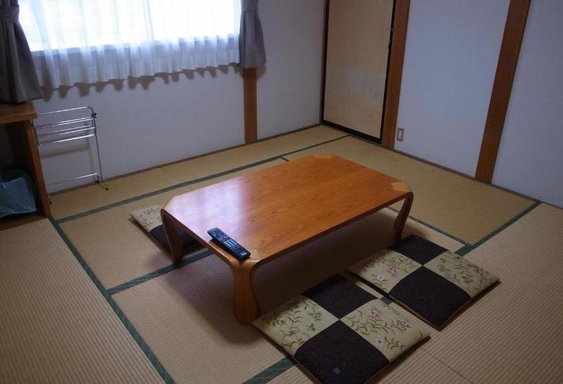 פנסיון Refre Inn Fukuzawa