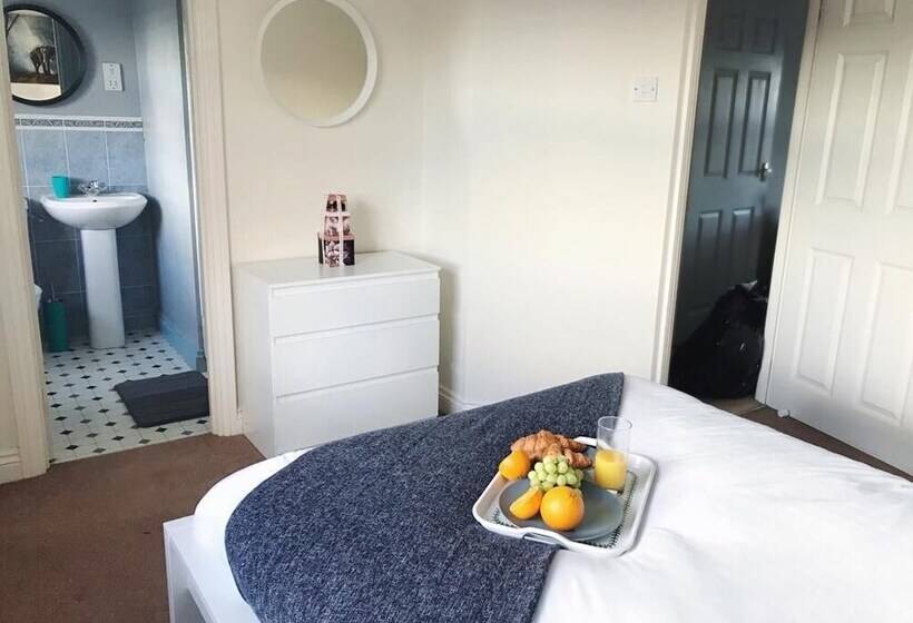 Panzió Riverstone House