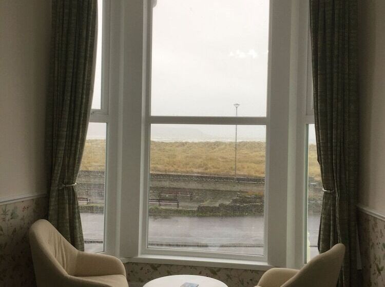 פנסיון Seascape