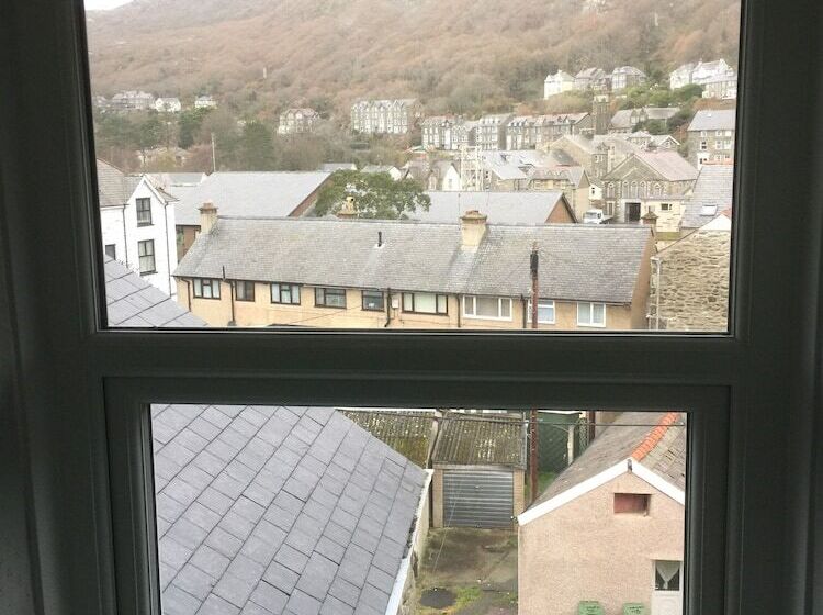 פנסיון Seascape