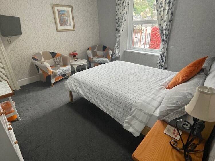 פנסיון Seascape