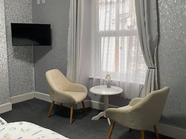 פנסיון Seascape