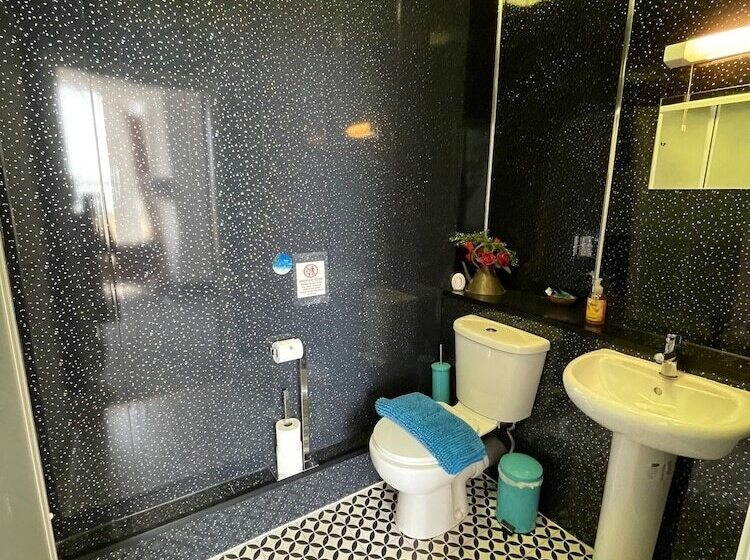 פנסיון Seascape