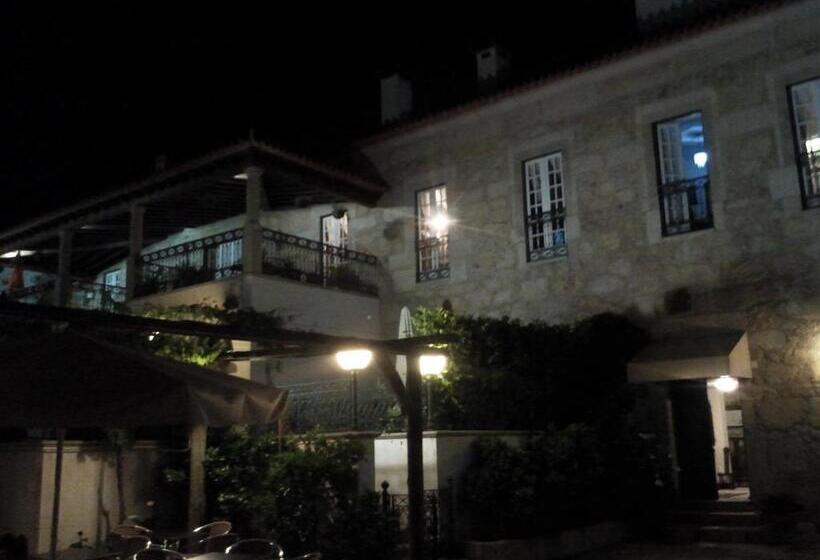 پانسیون Solar Quinta De São Carlos