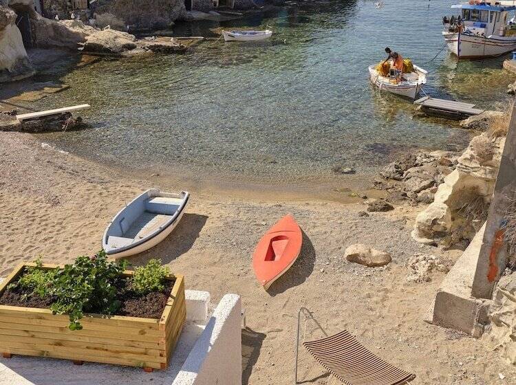 پانسیون The Elephant Goupa Beach
