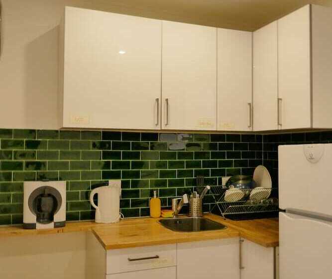 پانسیون Tt Anjos Lisbon Rooms