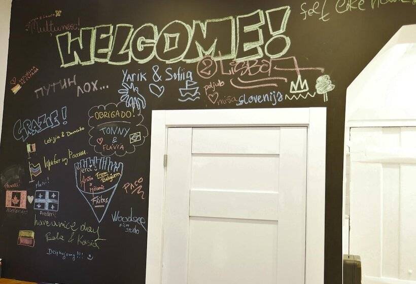 پانسیون Tt Anjos Lisbon Rooms