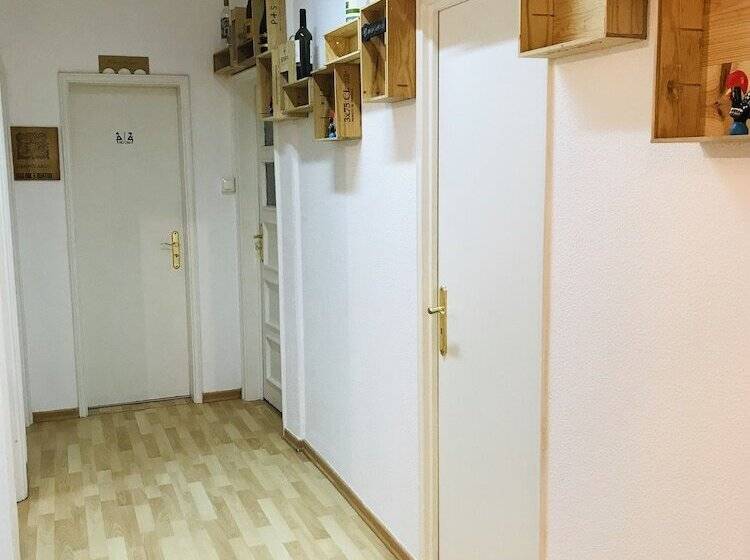 פנסיון Wine Inn Cascais Guesthouse