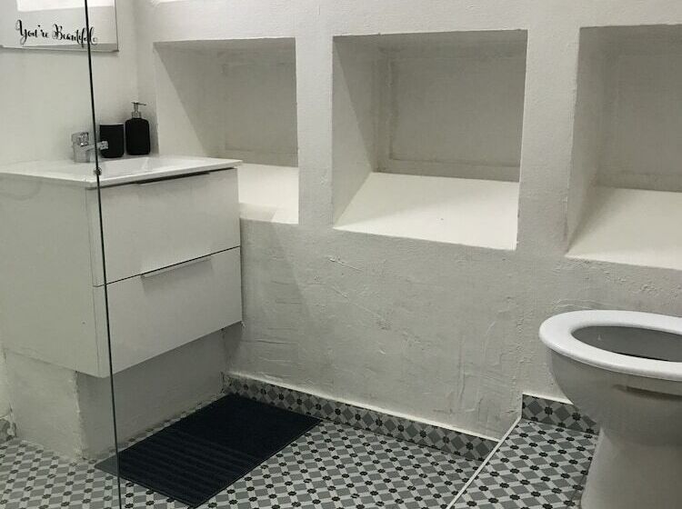 פנסיון Wine Inn Cascais Guesthouse