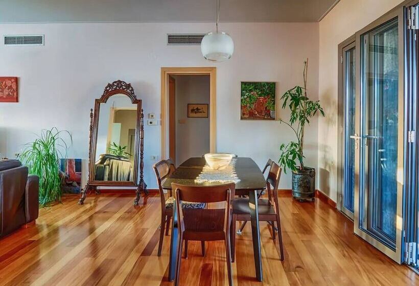 Pentari Bitsakis House