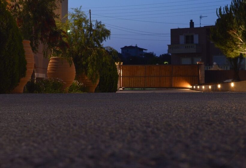 Private Pool Luxurious Villa With Parking & Bbq