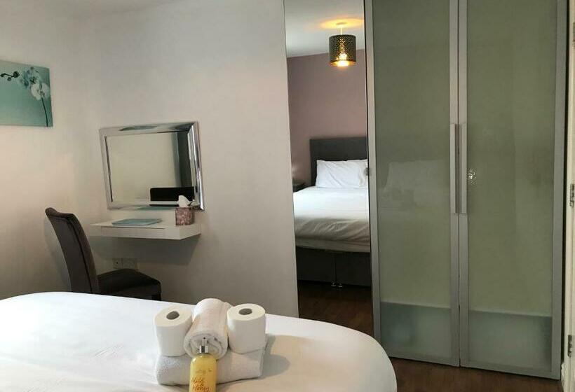 The Orchid Central Beeston Private Apartment Smarttv Free Wi Fi Tram Parking