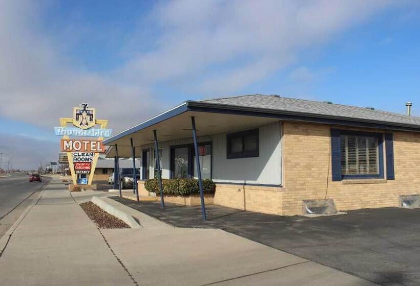 Thunderbird Motel