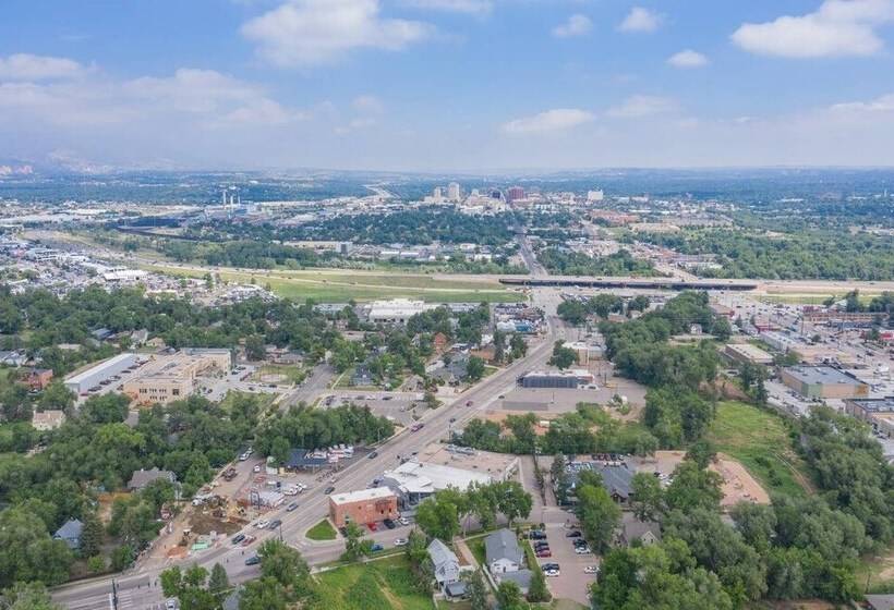 3br Modern Marveldowntown Customprivate Balcony