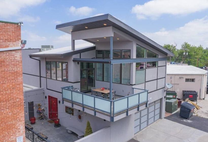 3br Modern Marveldowntown Customprivate Balcony