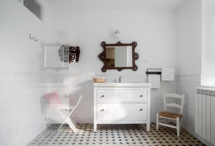 Spacious House With Garden In Sardon De Duero