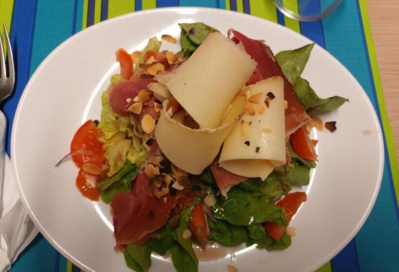 ユースホステル Gîte D étape Zuharpeta Randonneur Pèlerin