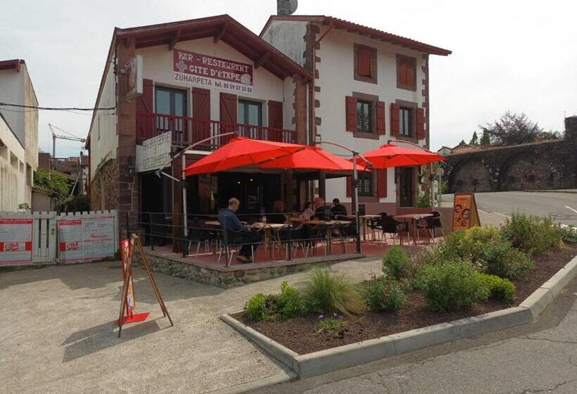 ユースホステル Gîte D étape Zuharpeta Randonneur Pèlerin