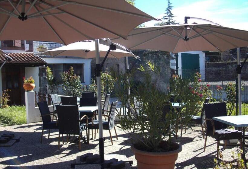 ユースホステル Gîte D étape Zuharpeta Randonneur Pèlerin