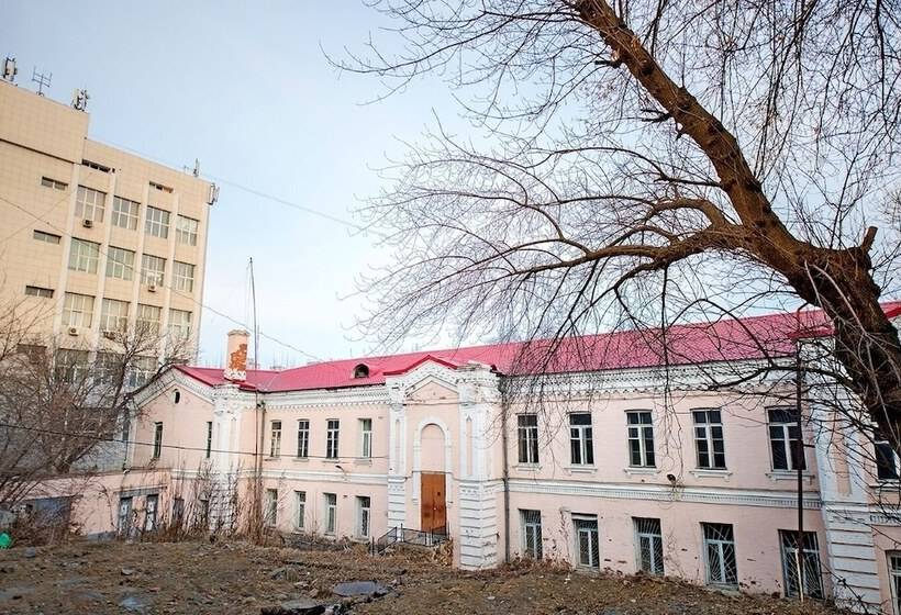 Apartment On Verhneportovaya 2a