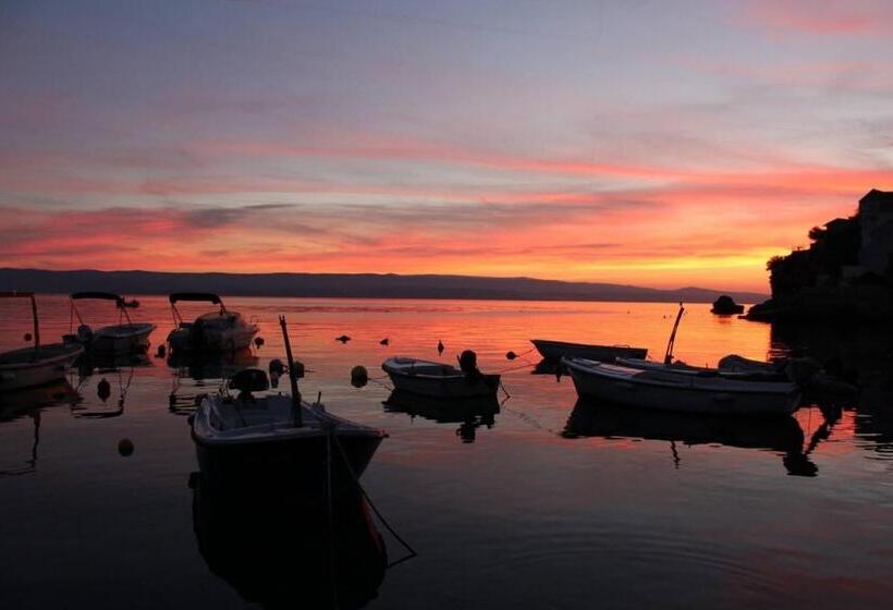 Aria Apartments With Sea View