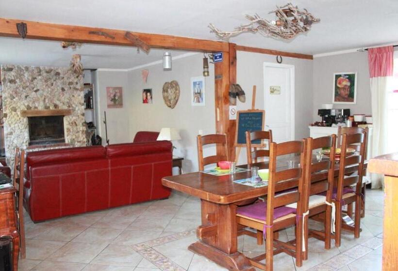 مبيت وإفطار Belle Maison De Montagne