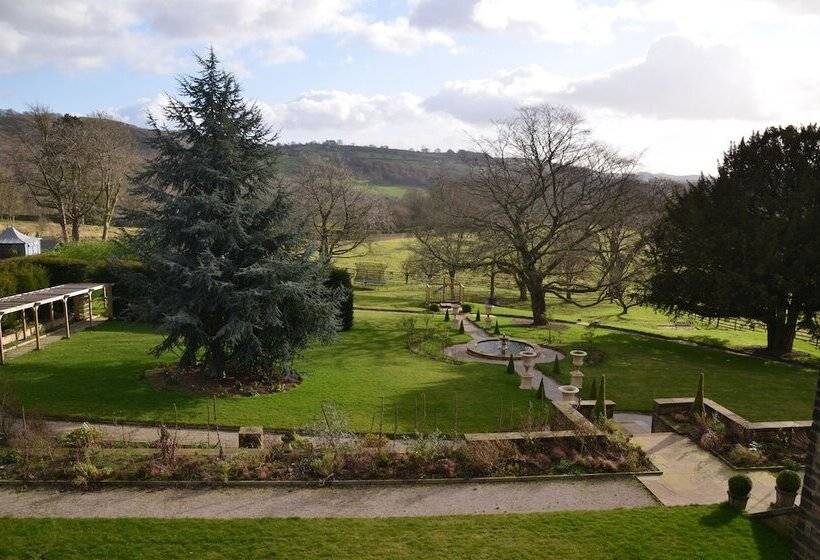 تختخواب و صبحانه Florence Nightingale Suites At Lea Hurst