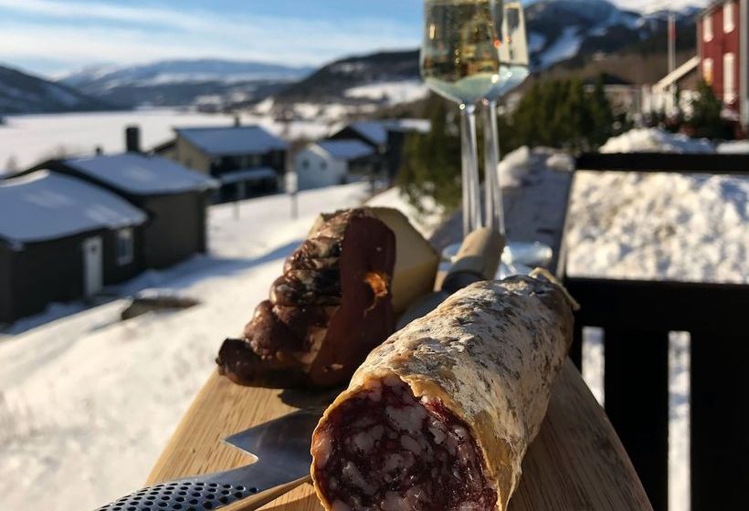 مبيت وإفطار Henning Ski Lodge