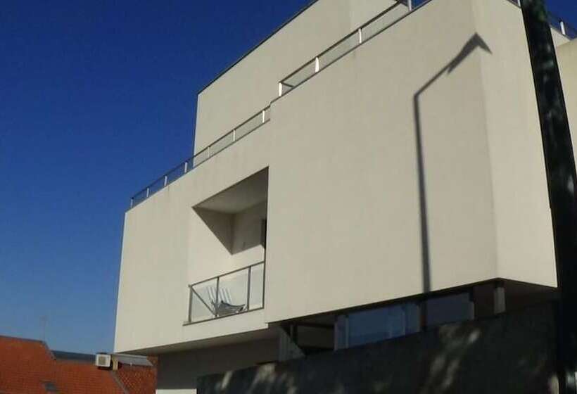 تختخواب و صبحانه Quinta Da Lousa   Guest House   Valongo   Porto