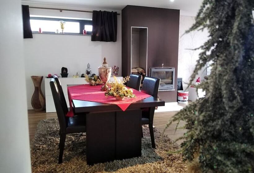 تختخواب و صبحانه Quinta Da Lousa   Guest House   Valongo   Porto