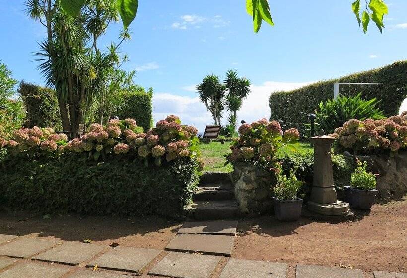 تختخواب و صبحانه Quinta Das Buganvílias