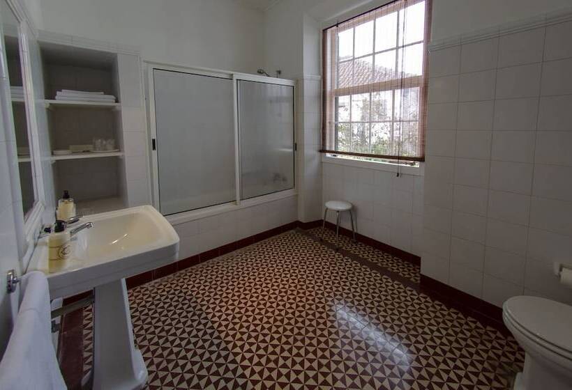 تختخواب و صبحانه Quinta Das Buganvílias