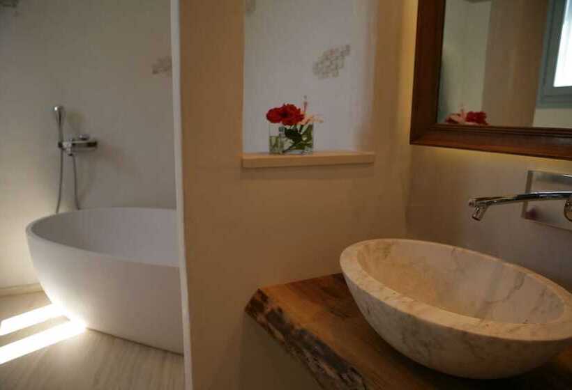 Belvedere Mykonos   Waterfront Villa & Suites   The Leading Hotels Of The World