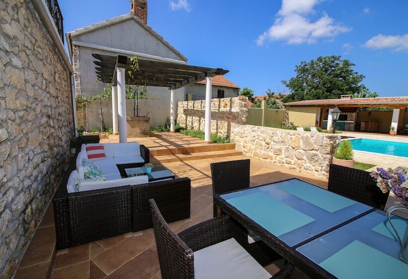 Villa Biograd Nm Bozini Dvori  Pool, Sauna And Jacuzzi
