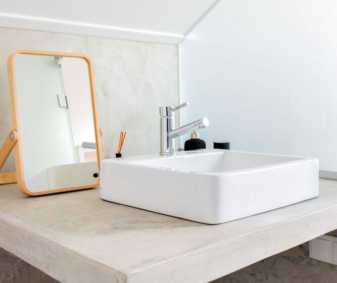 Carvoeira Surf & Family Villa