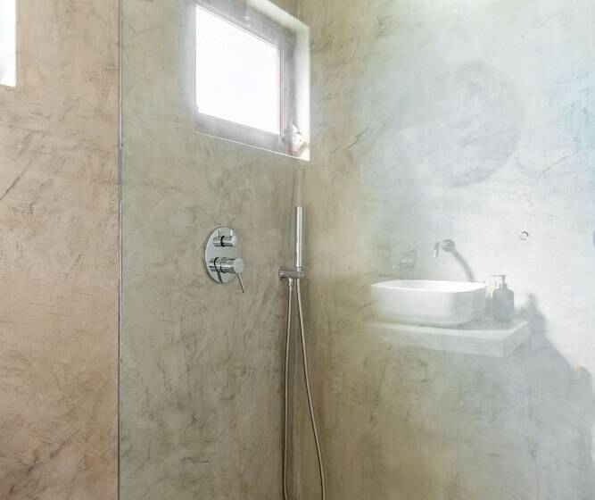 Carvoeira Surf & Family Villa