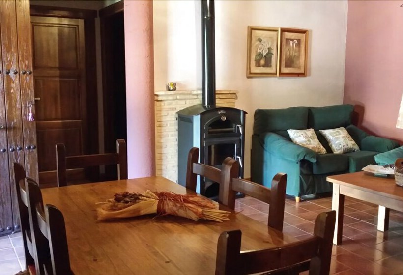 Casas Rurales Majana