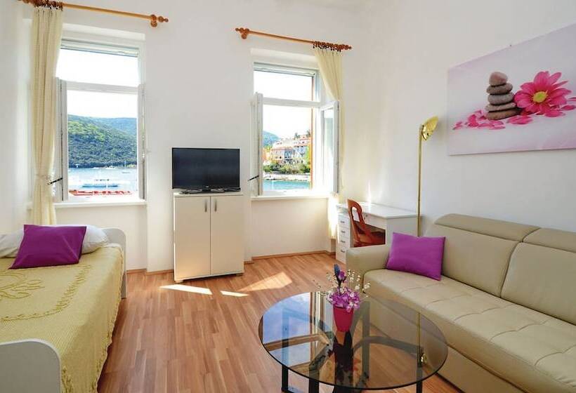 Comfort Apartment Rajan For 5 In Rabac