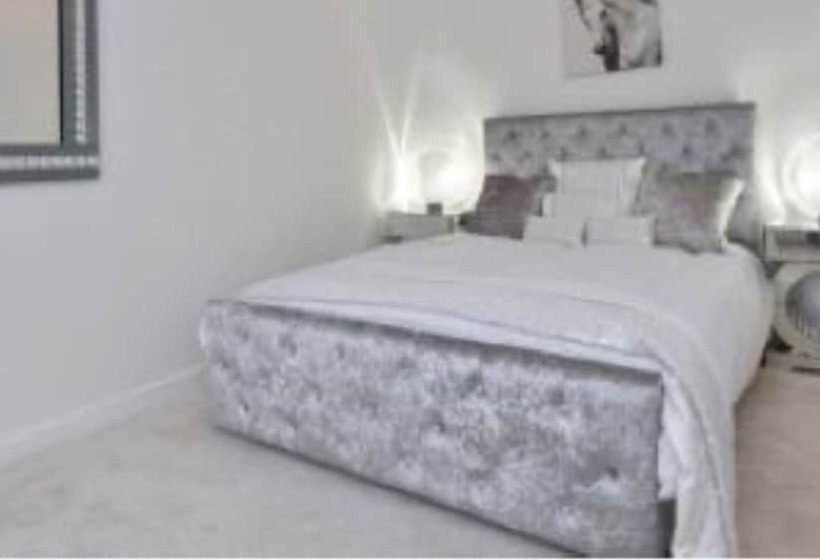 Weybridge Home