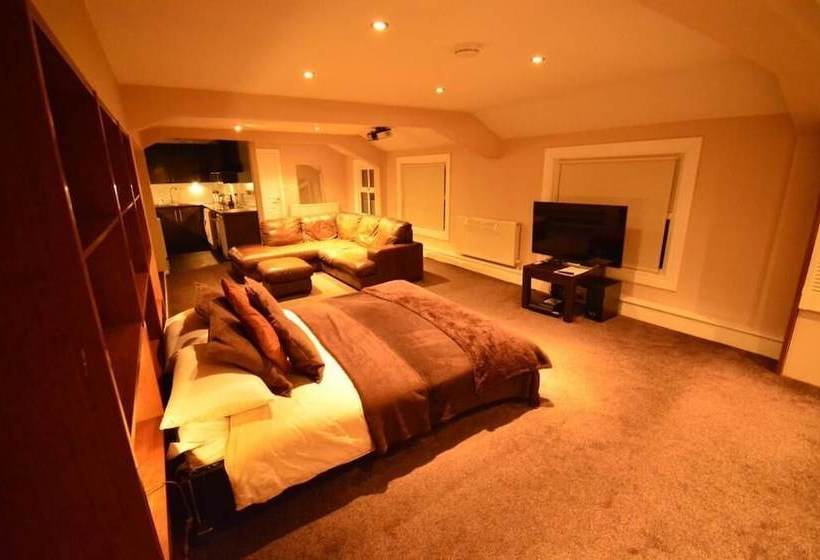 Aparthotel Glovers Court