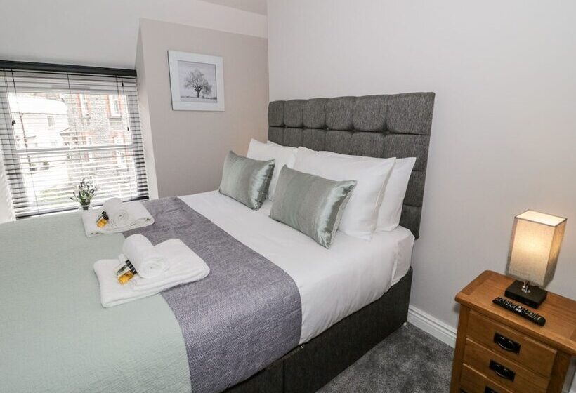 客栈  The Blue Lion