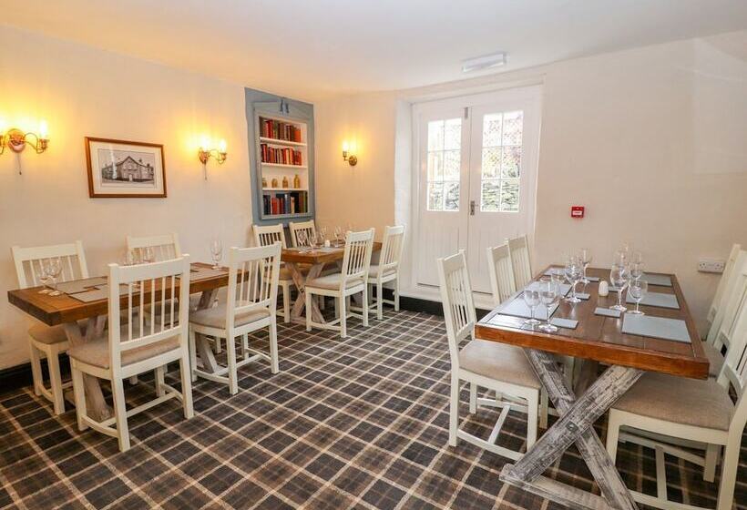 客栈  The Blue Lion