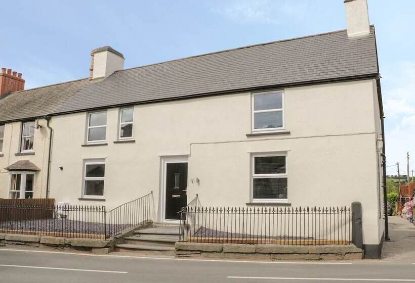 客栈  The Blue Lion