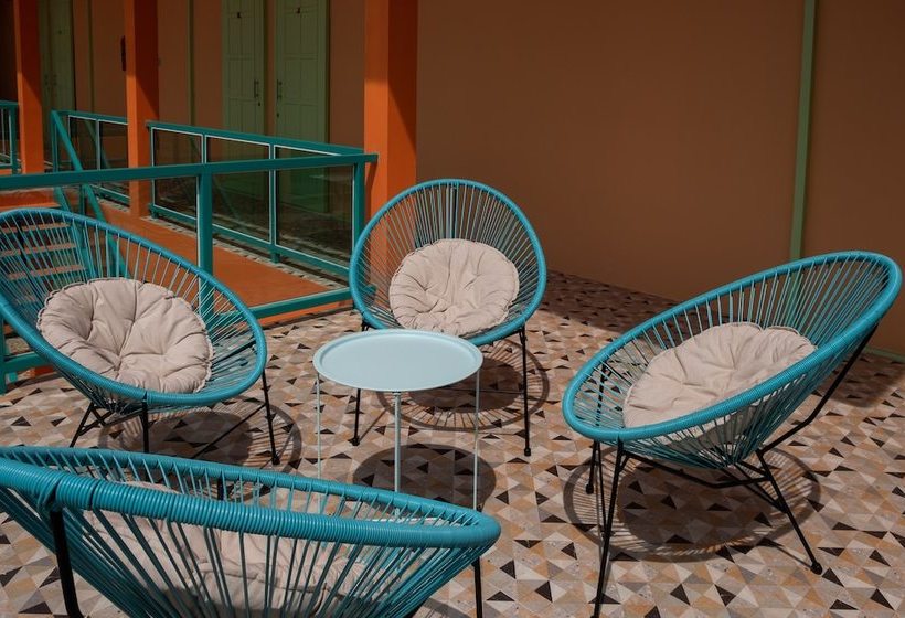 בית מלון כפרי Alley51   Adults Only