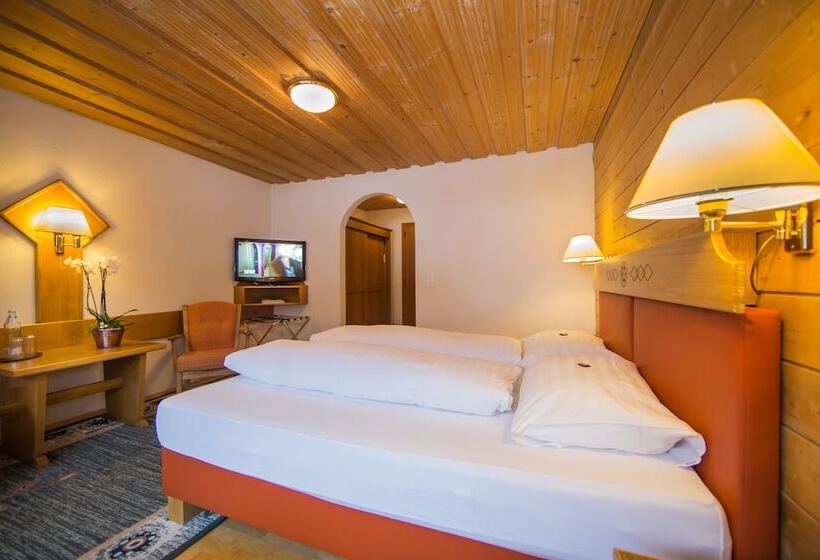 בית מלון כפרי Cresta