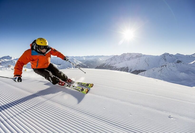 בית מלון כפרי Cresta