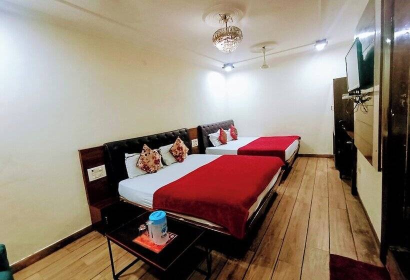 בית מלון כפרי Ganga Azure