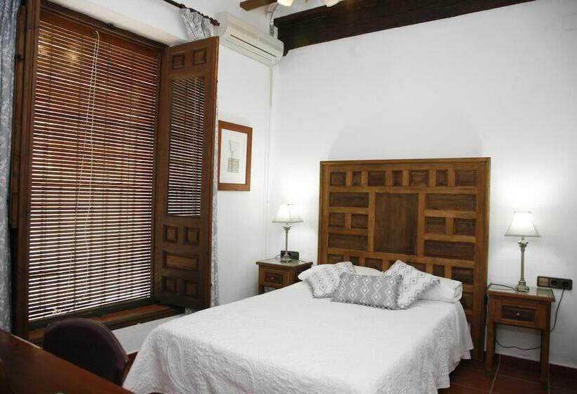 هتل Habitaciones Las Termas