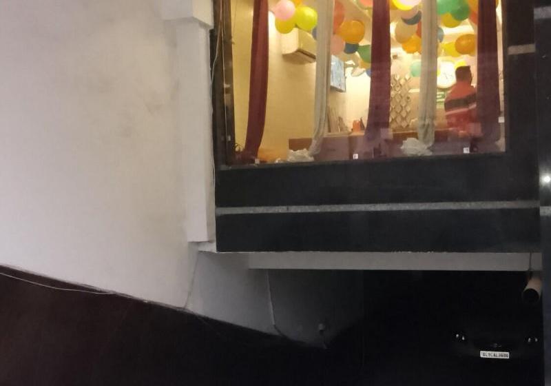 호텔 Iconic Suites